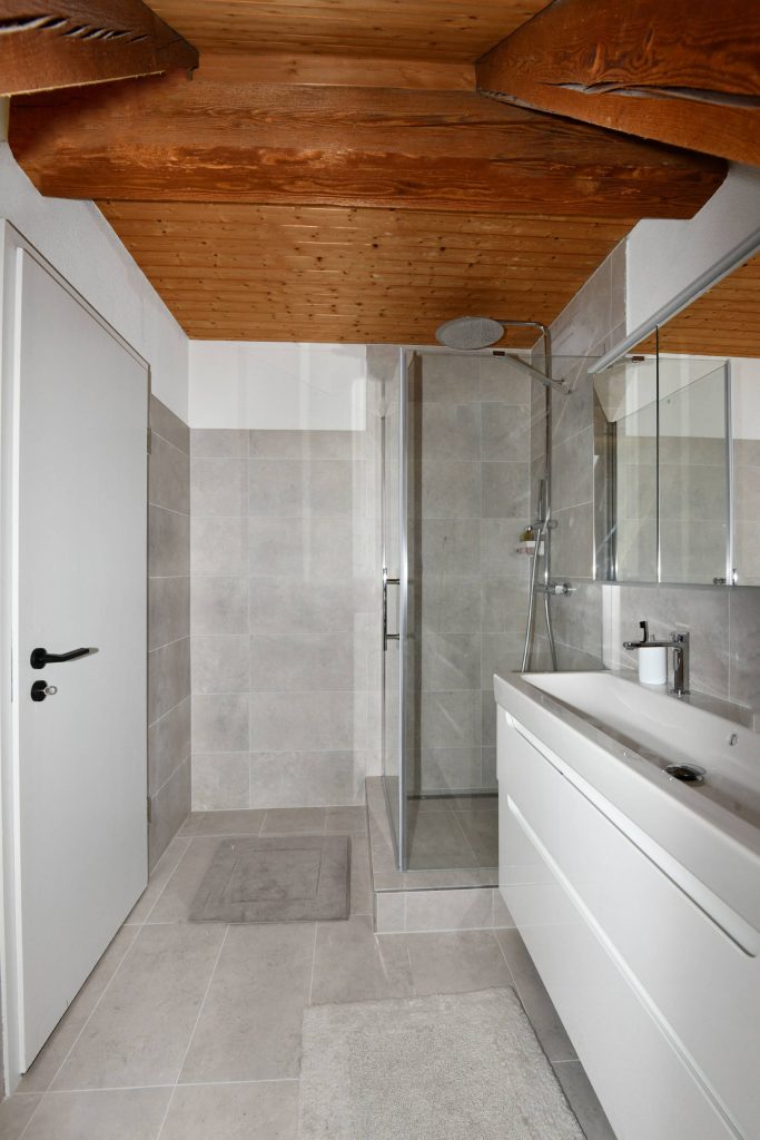 Badezimmer-DG-N-1920B