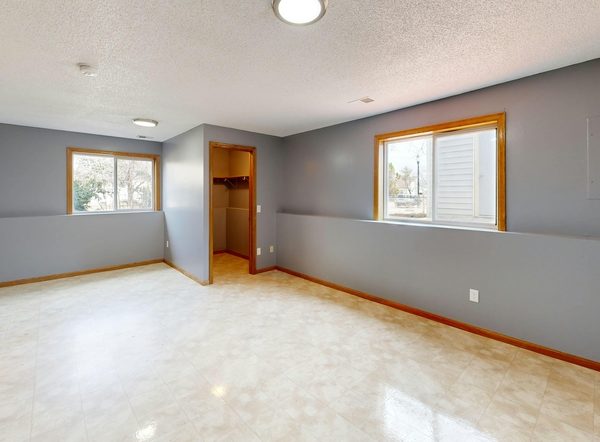 Maler Gipser Bauunternehmen bietet Trockenbau und Oberflächengestaltung Maler Gipser Bauunternehmen führt Putz- und Spachtelarbeiten präzise aus