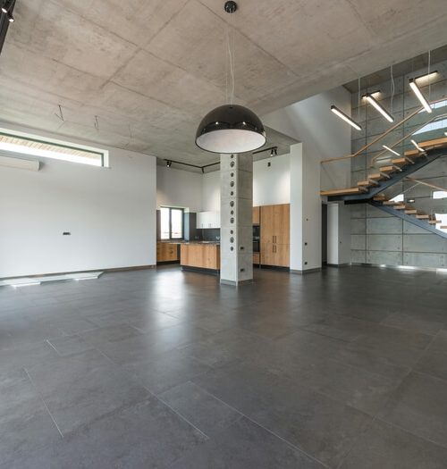 Renovationsfirma Zürich modernisiert Altbauwohnungen mit präziser Planung